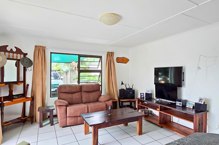 5 Bedroom Property for Sale in Gonubie Eastern Cape